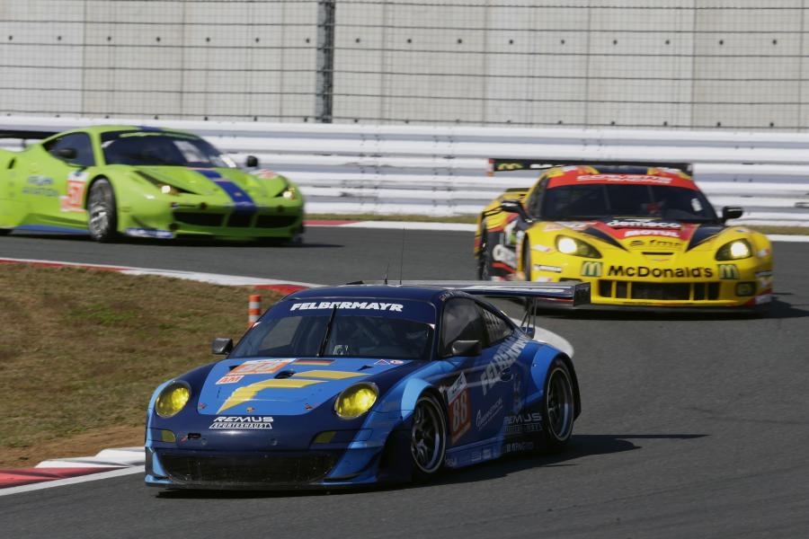  Porsche 911 GT3 RSR 2012 года  (фото 37 из 429)